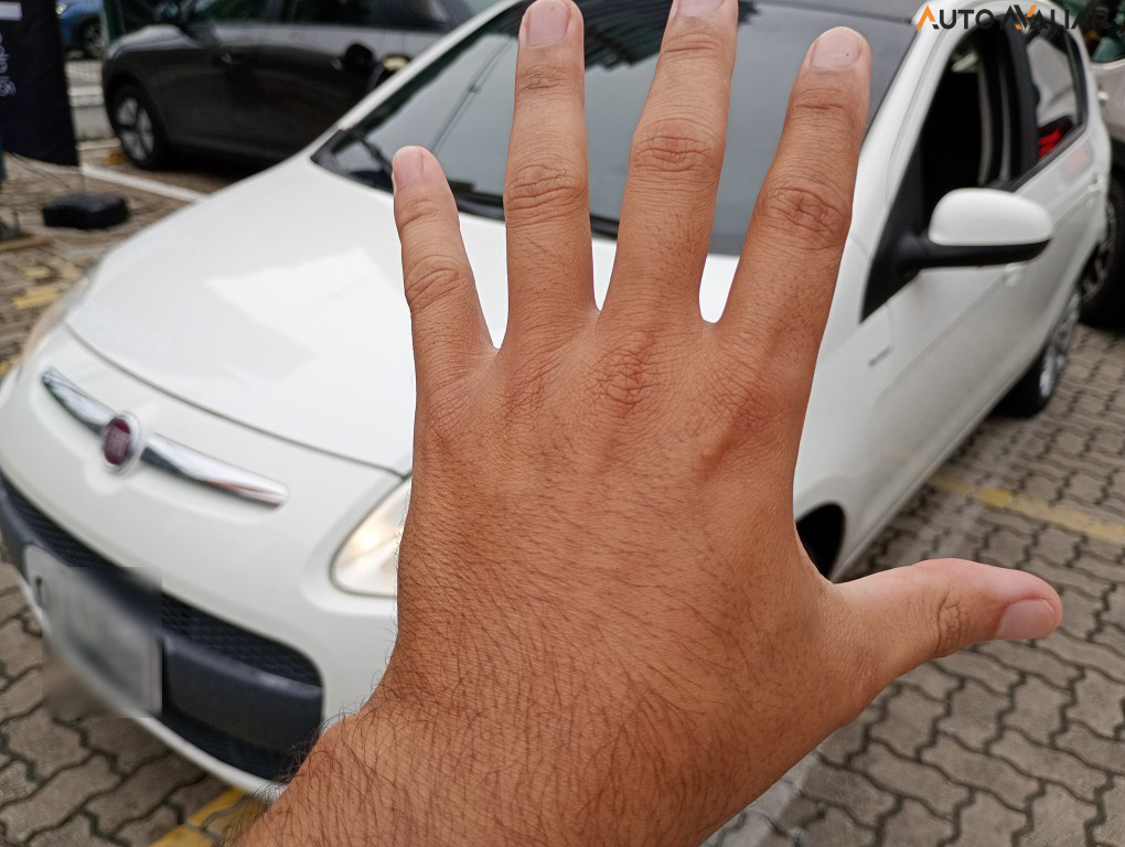 FIAT PALIO 1.6 MPI ESSENCE 16V FLEX 4P AUTOMATIZADO