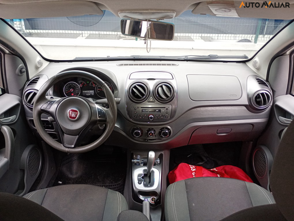 FIAT PALIO 1.6 MPI ESSENCE 16V FLEX 4P AUTOMATIZADO