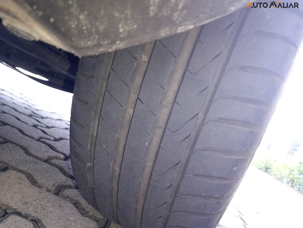 JEEP RENEGADE 1.3 T270 TURBO FLEX LONGITUDE AT6