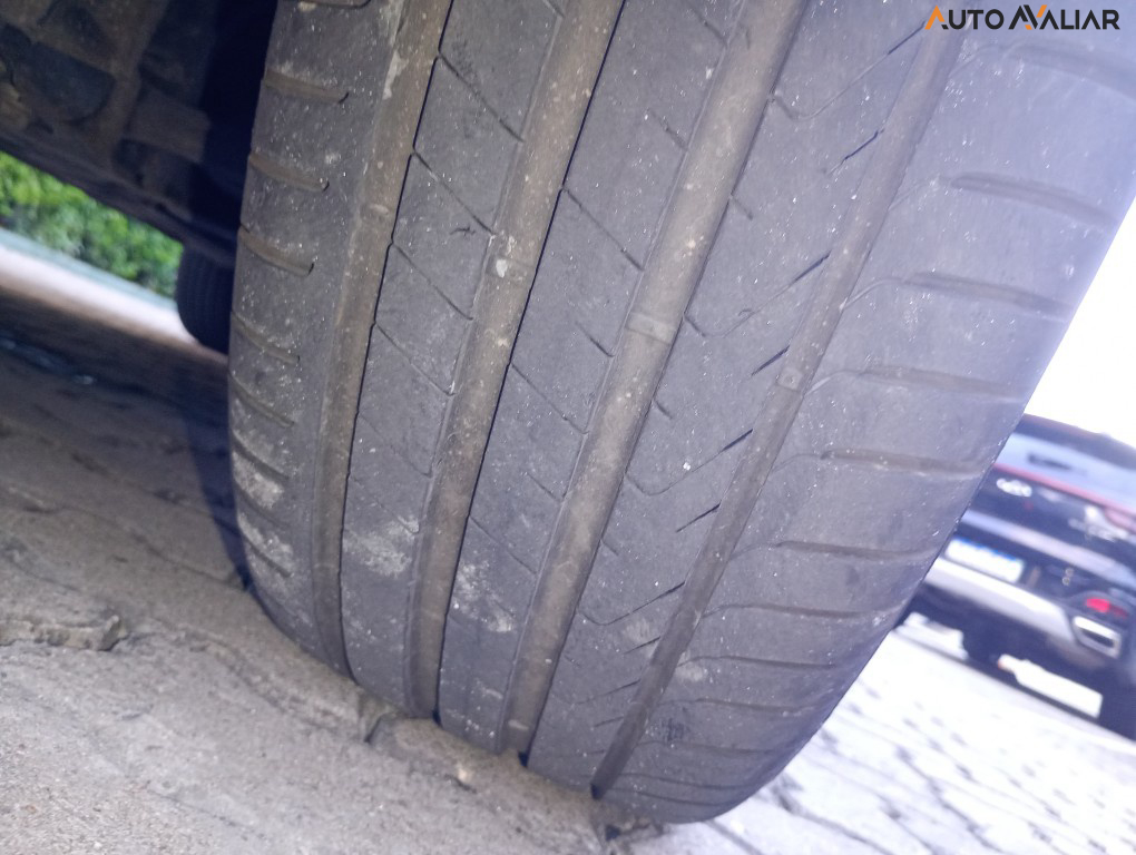 JEEP RENEGADE 1.3 T270 TURBO FLEX LONGITUDE AT6