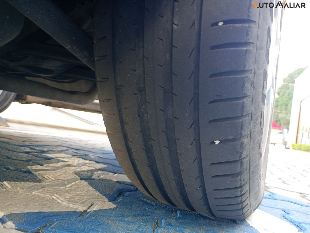 JEEP RENEGADE 1.3 T270 TURBO FLEX SPORT AT6