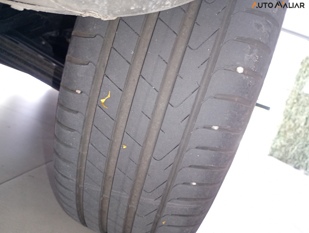 JEEP COMPASS 1.3 T270 TURBO FLEX LIMITED AT6