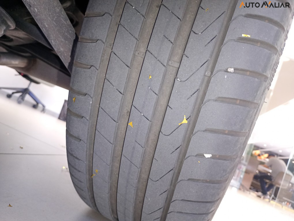 JEEP COMPASS 1.3 T270 TURBO FLEX LIMITED AT6