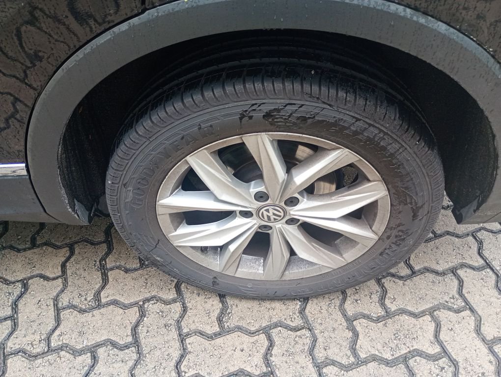 VOLKSWAGEN TIGUAN 1.4 250 TSI TOTAL FLEX ALLSPACE COMFORTLINE TIPTRONIC