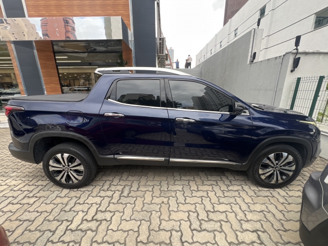 FIAT TORO 2.0 16V TURBO DIESEL VOLCANO 4WD AT9