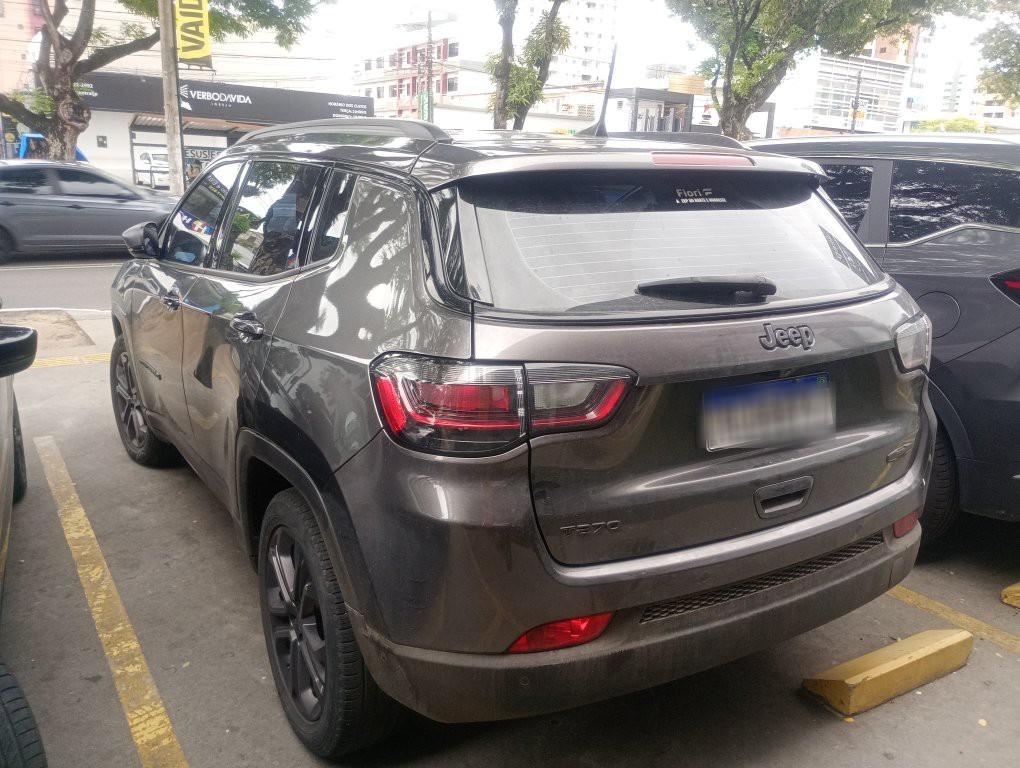 JEEP COMPASS 1.3 T270 TURBO FLEX LONGITUDE AT6