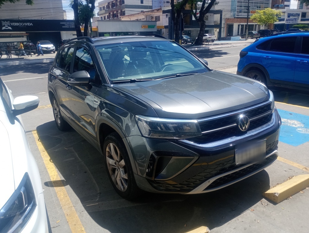 VOLKSWAGEN TAOS 1.4 250 TSI TOTAL FLEX COMFORTLINE AUTOMÁTICO