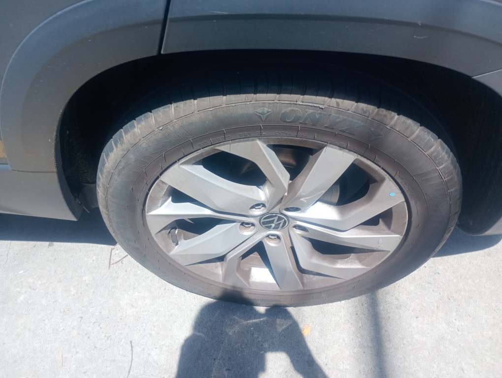 VOLKSWAGEN TAOS 1.4 250 TSI TOTAL FLEX COMFORTLINE AUTOM&Aacute;TICO