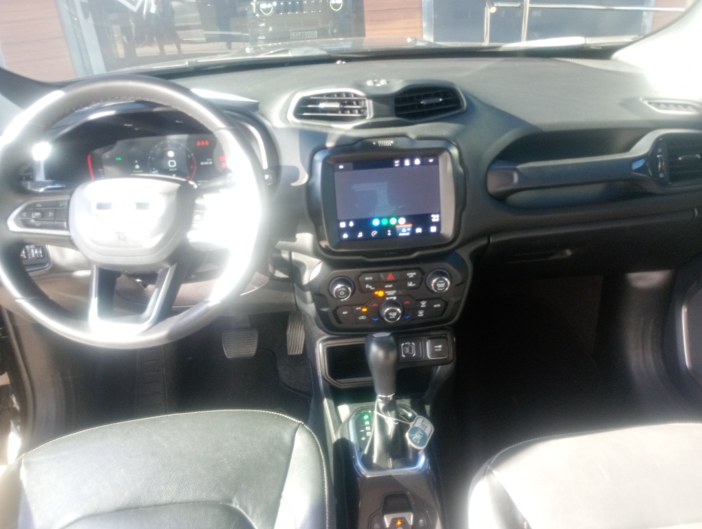 JEEP RENEGADE 1.3 T270 TURBO FLEX LONGITUDE AT6