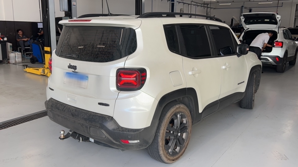 JEEP RENEGADE 1.3 T270 TURBO FLEX NIGHT EAGLE AT6