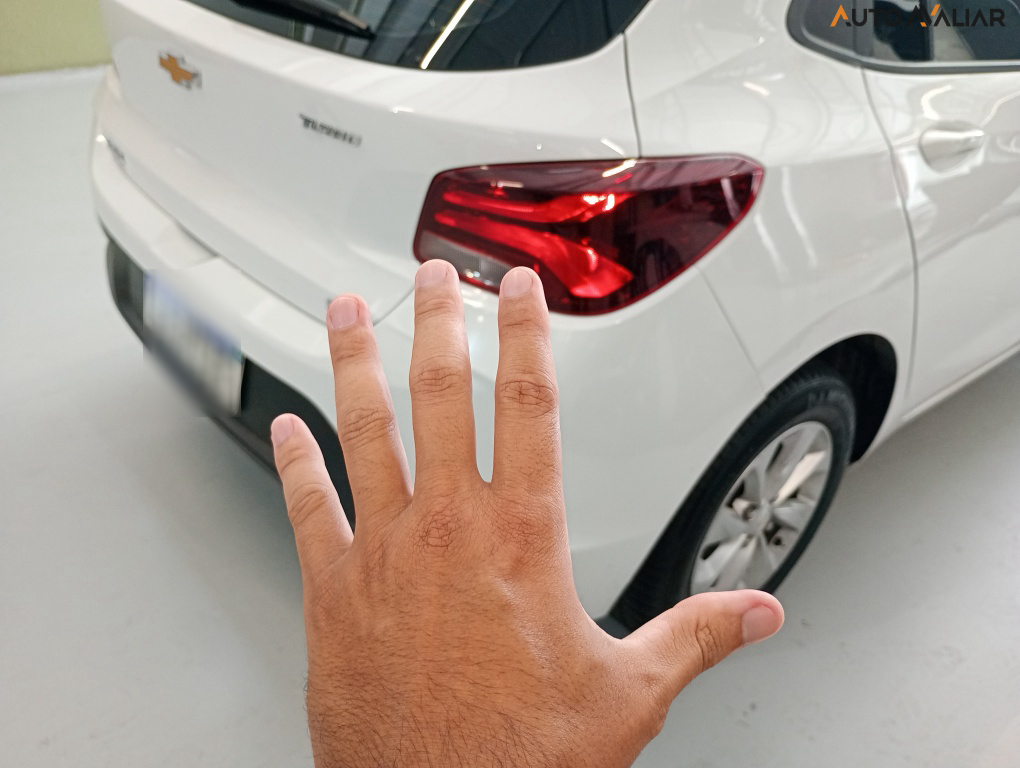 CHEVROLET ONIX 1.0 TURBO FLEX LT MANUAL