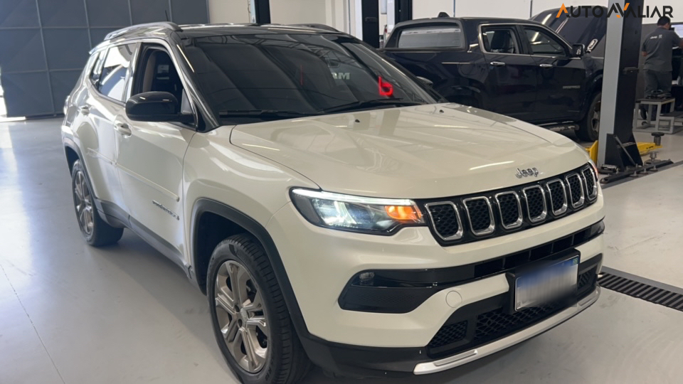 JEEP COMPASS 1.3 T270 TURBO FLEX LONGITUDE AT6