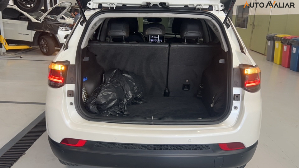 JEEP COMPASS 1.3 T270 TURBO FLEX LONGITUDE AT6