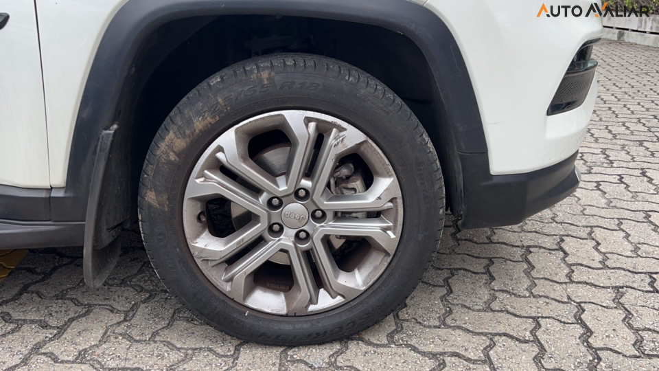 JEEP COMPASS 1.3 T270 TURBO FLEX LONGITUDE AT6