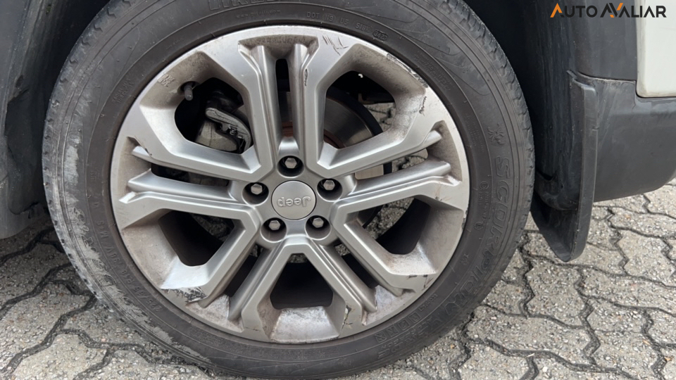 JEEP COMPASS 1.3 T270 TURBO FLEX LONGITUDE AT6