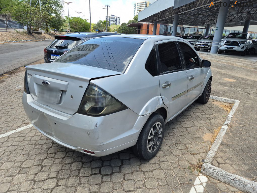 FORD FIESTA 1.6 ROCAM SEDAN 8V FLEX 4P MANUAL
