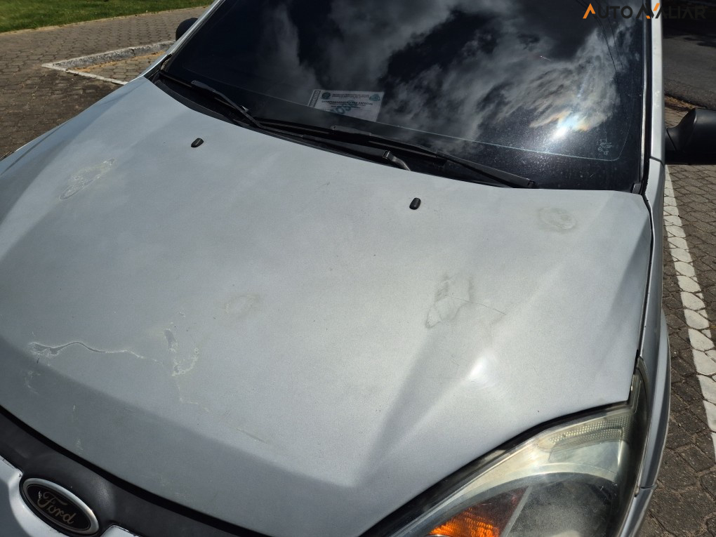 FORD FIESTA 1.6 ROCAM SEDAN 8V FLEX 4P MANUAL