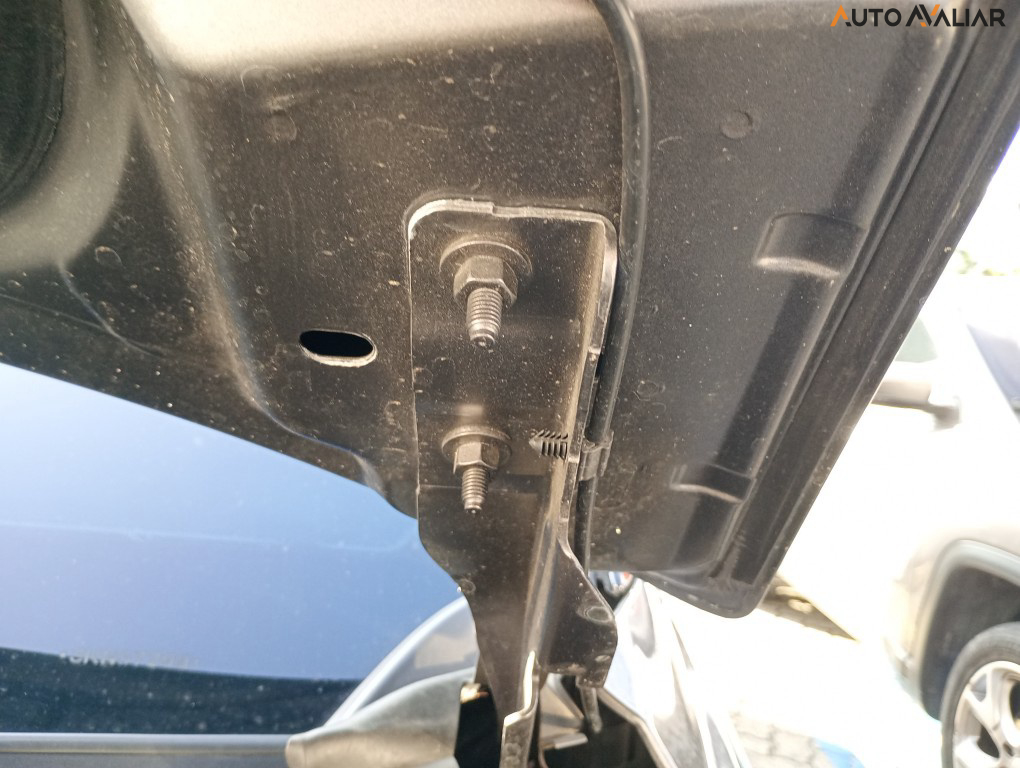 JEEP COMMANDER 2.0 TD380 TURBO DIESEL OVERLAND AT9