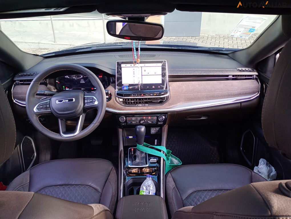 JEEP COMMANDER 2.0 TD380 TURBO DIESEL OVERLAND AT9