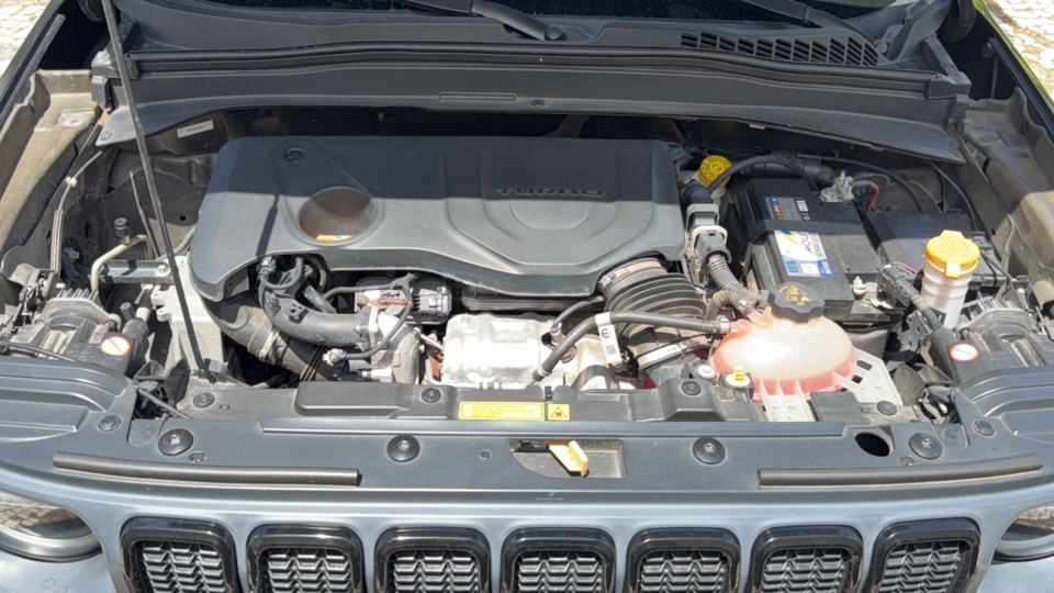 JEEP RENEGADE 1.3 T270 TURBO FLEX SPORT AT6