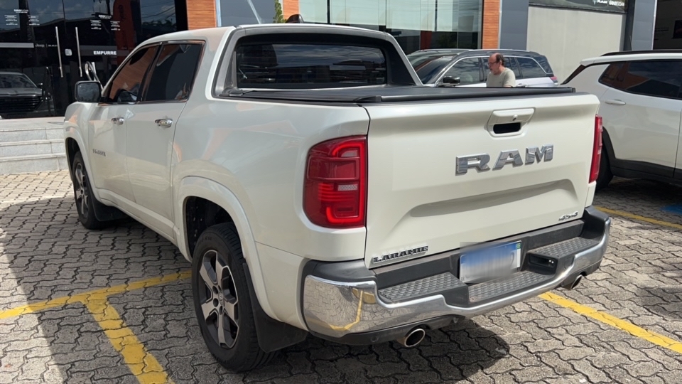 RAM RAMPAGE LAR HURR 4 2.0 TB CD 4X4 AUT