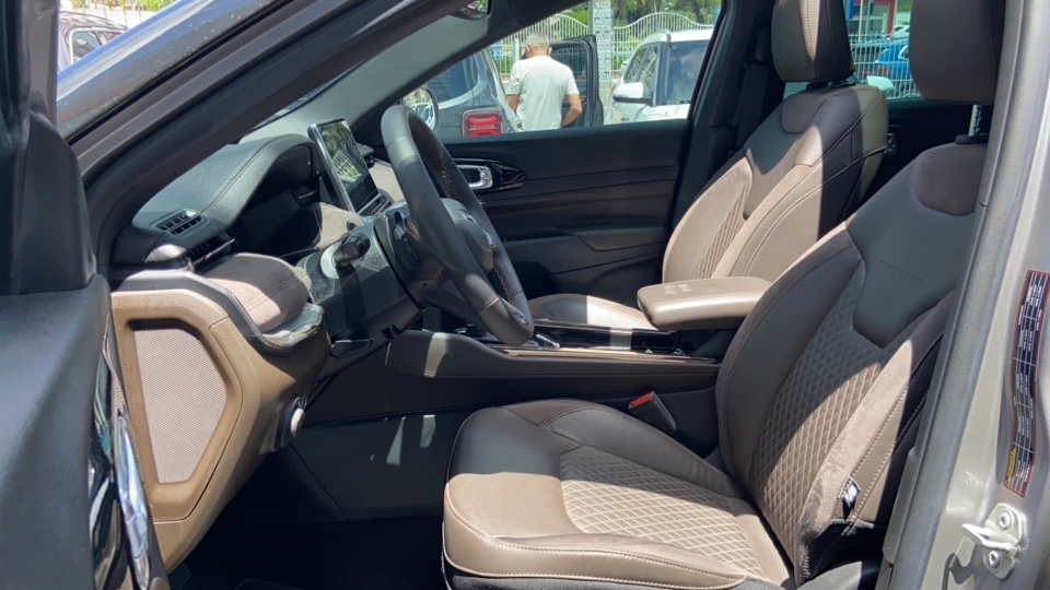JEEP COMMANDER 2.0 HURRICANE 4 TURBO GASOLINA OVERLAND AT9