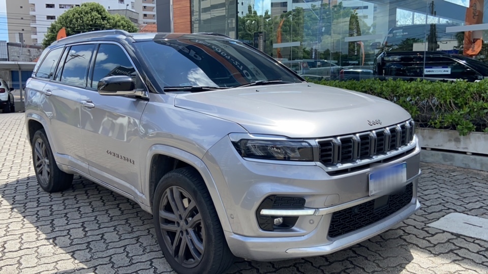 JEEP COMMANDER 2.0 HURRICANE 4 TURBO GASOLINA OVERLAND AT9