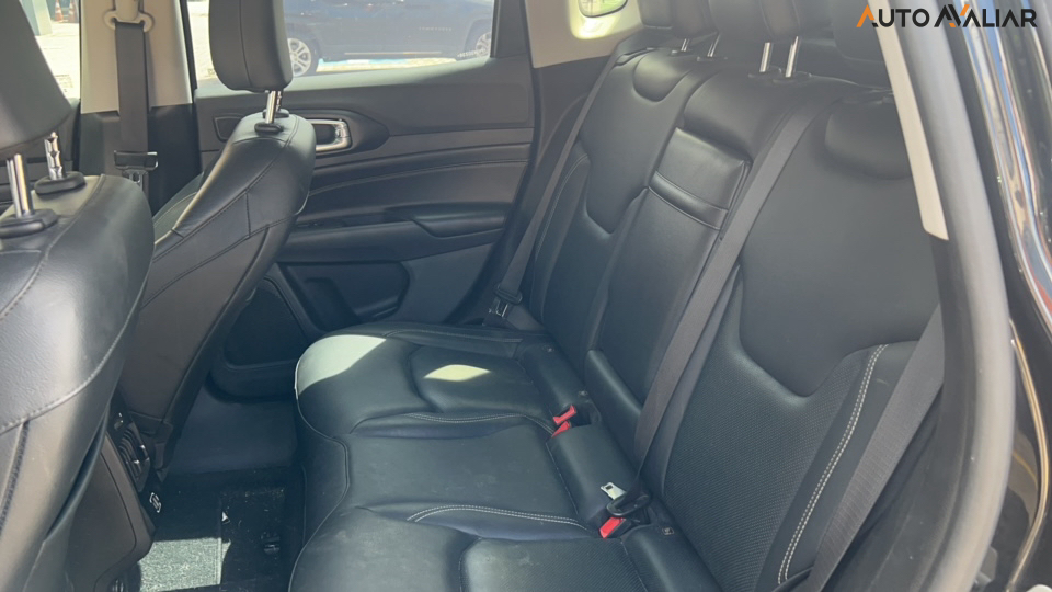 JEEP COMPASS 1.3 T270 TURBO FLEX LONGITUDE AT6