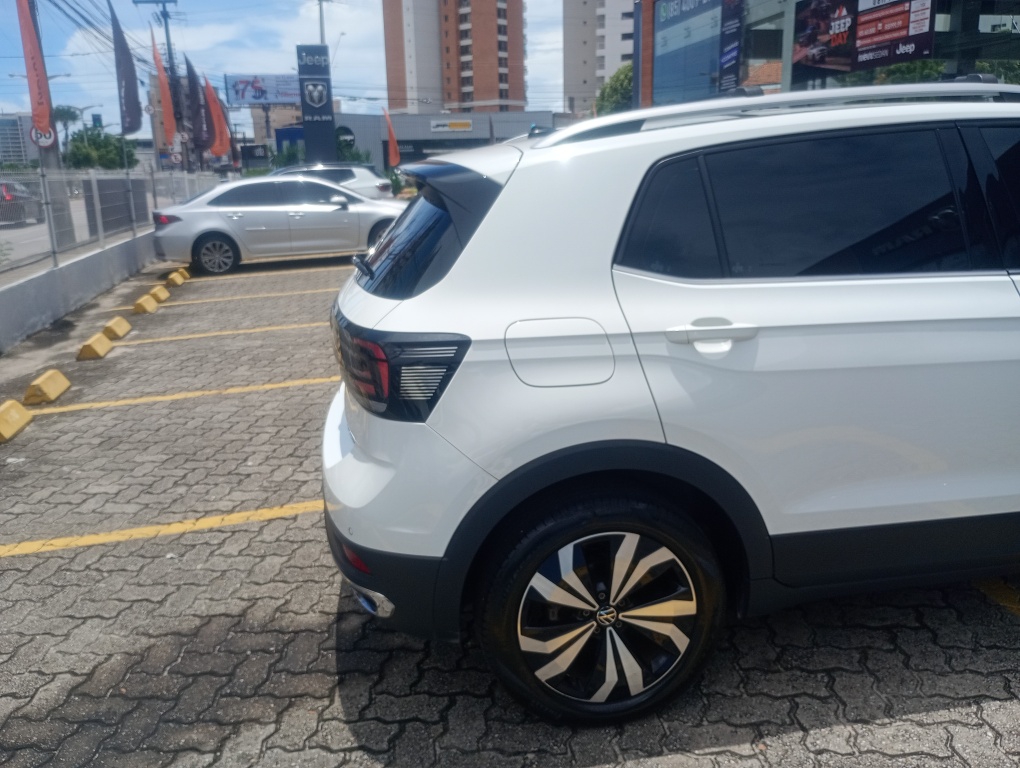 VOLKSWAGEN T-CROSS 1.4 250 TSI TOTAL FLEX HIGHLINE AUTOM&Aacute;TICO