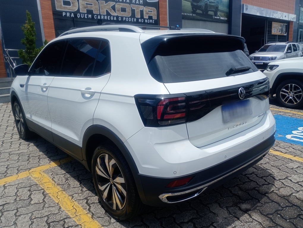 VOLKSWAGEN T-CROSS 1.4 250 TSI TOTAL FLEX HIGHLINE AUTOM&Aacute;TICO