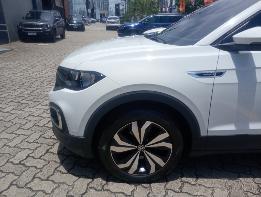 VOLKSWAGEN T-CROSS 1.4 250 TSI TOTAL FLEX HIGHLINE AUTOM&Aacute;TICO