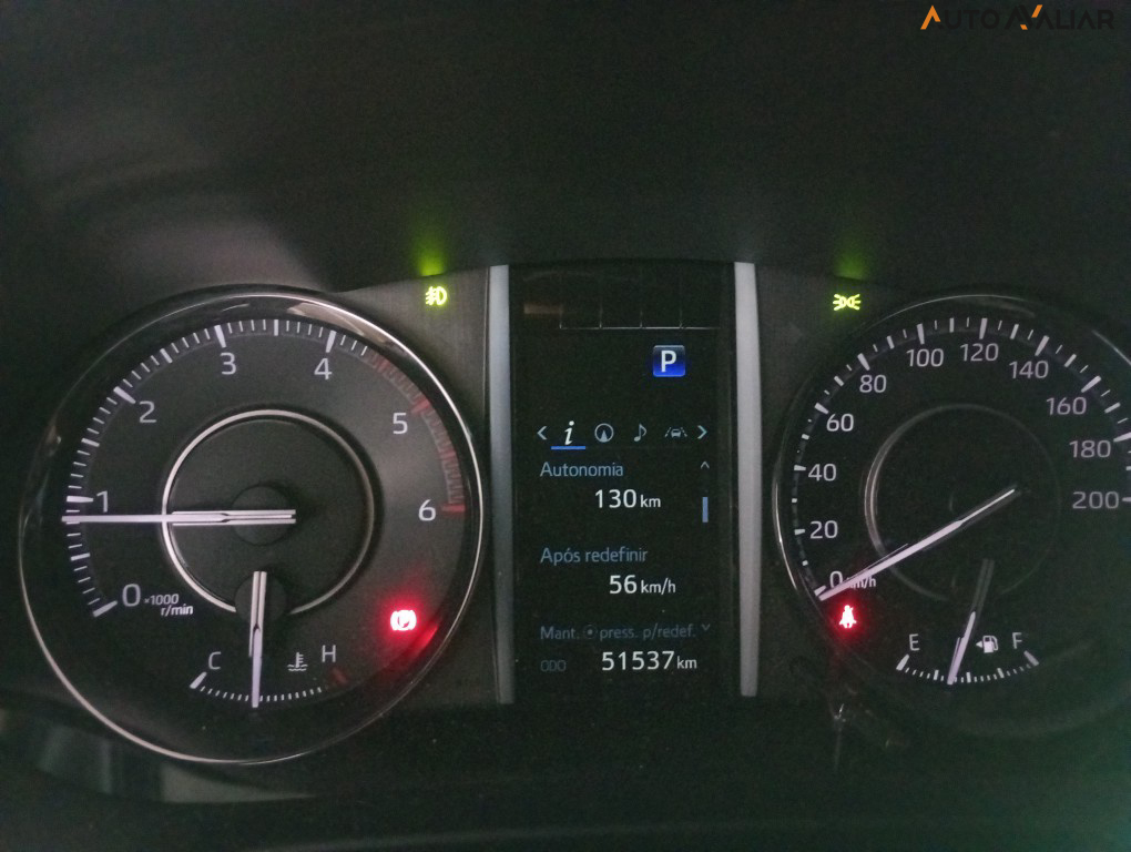 TOYOTA HILUX SW4 2.8 D-4D TURBO DIESEL DIAMOND 7L 4X4 AUTOM&Aacute;TICO