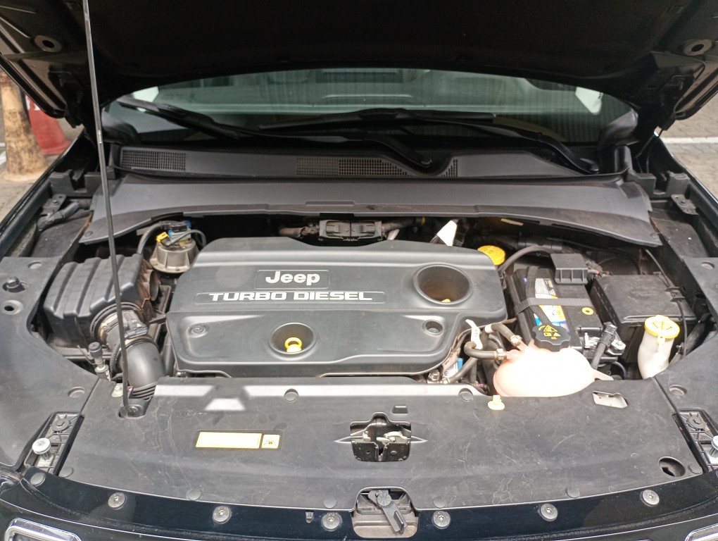 JEEP COMPASS 2.0 TD350 TURBO DIESEL LONGITUDE AT9