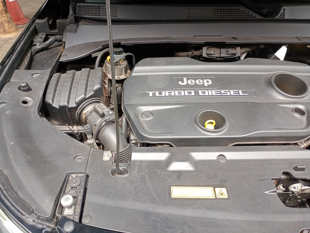 JEEP COMPASS 2.0 TD350 TURBO DIESEL LONGITUDE AT9