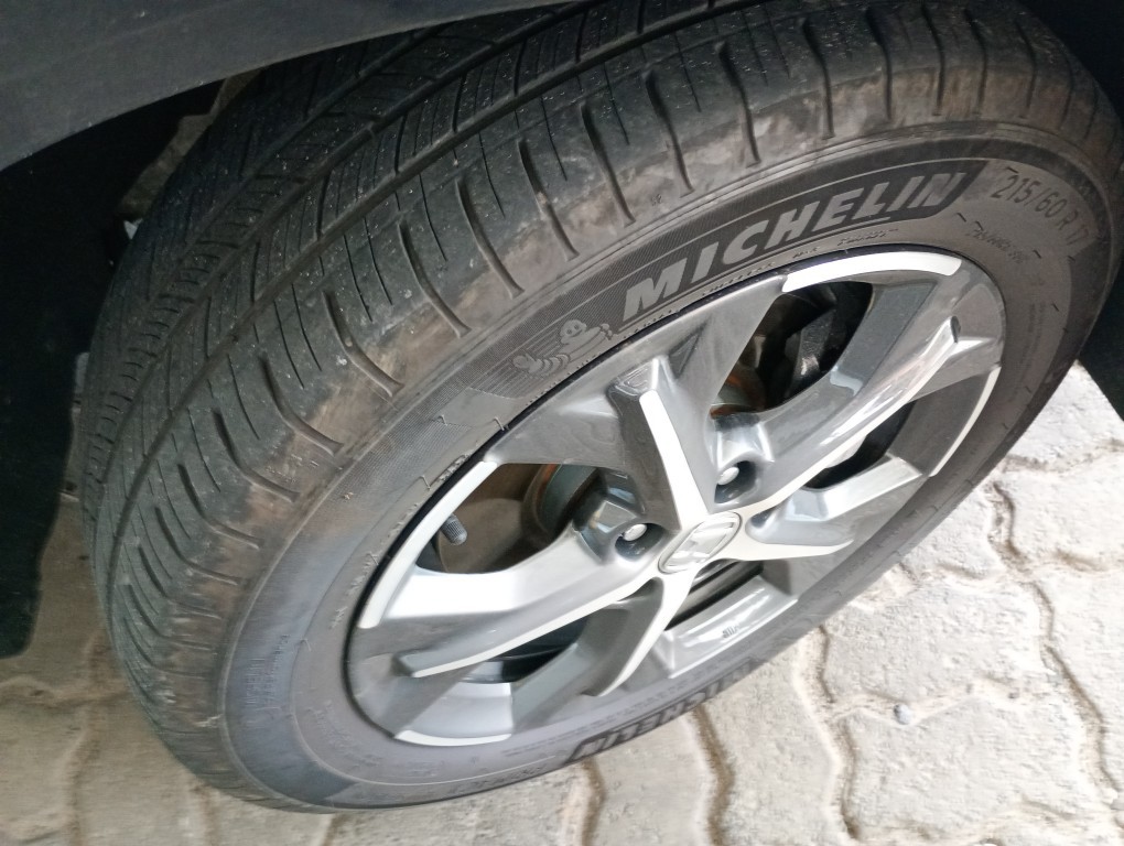 HONDA ZR-V TOURING 2.0 16V 5P AUT.