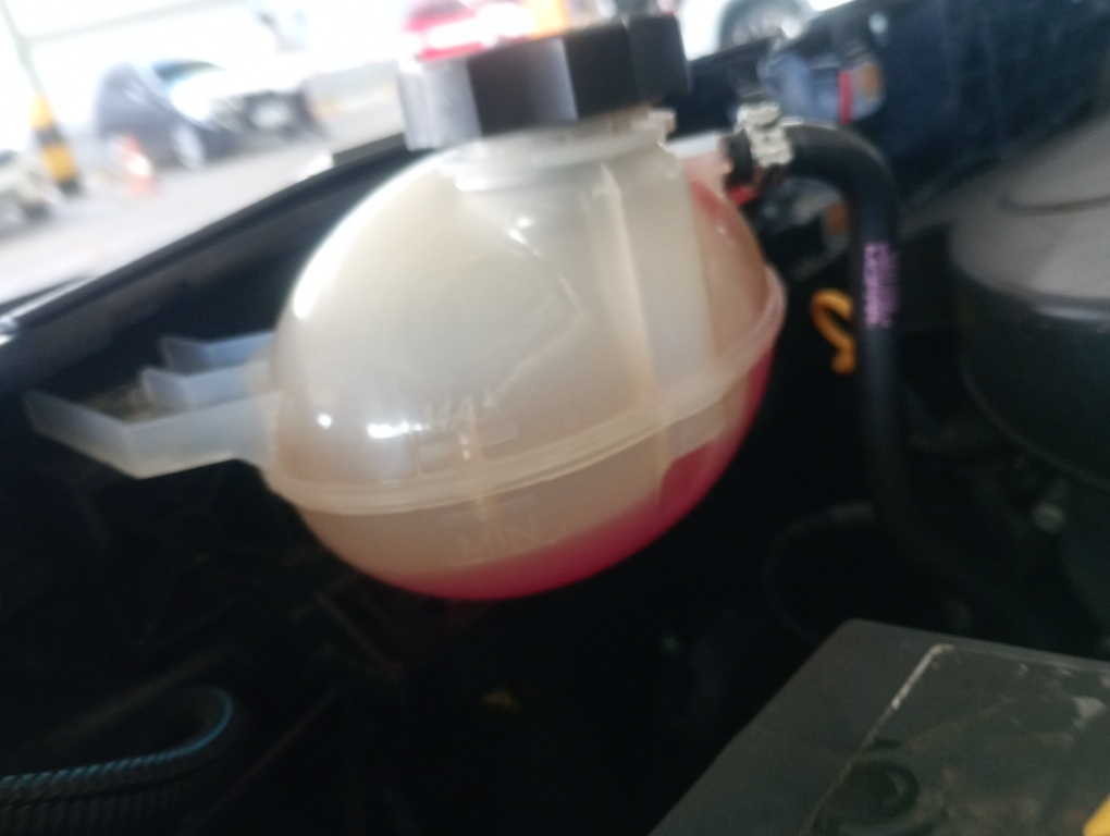 FIAT TORO 2.0 16V TURBO DIESEL FREEDOM 4WD MANUAL