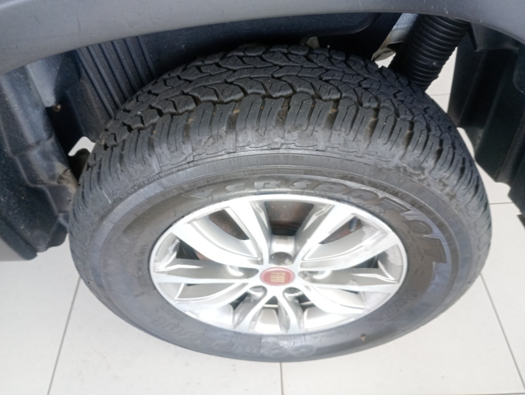 FIAT TORO 2.0 16V TURBO DIESEL FREEDOM 4WD MANUAL