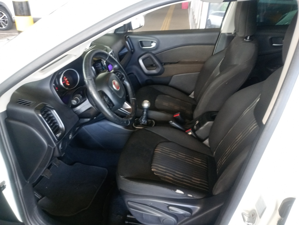 FIAT TORO 2.0 16V TURBO DIESEL FREEDOM 4WD MANUAL