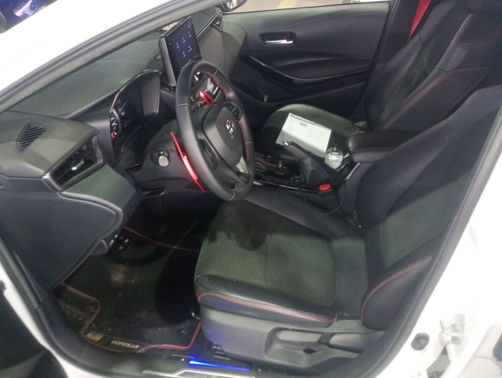 TOYOTA COROLLA 2.0 VVT-IE FLEX GR-S DIRECT SHIFT