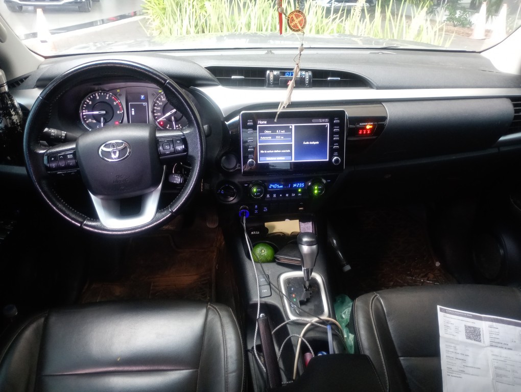 TOYOTA HILUX 2.8 D-4D TURBO DIESEL CD SR 4X4 AUTOM&Aacute;TICO