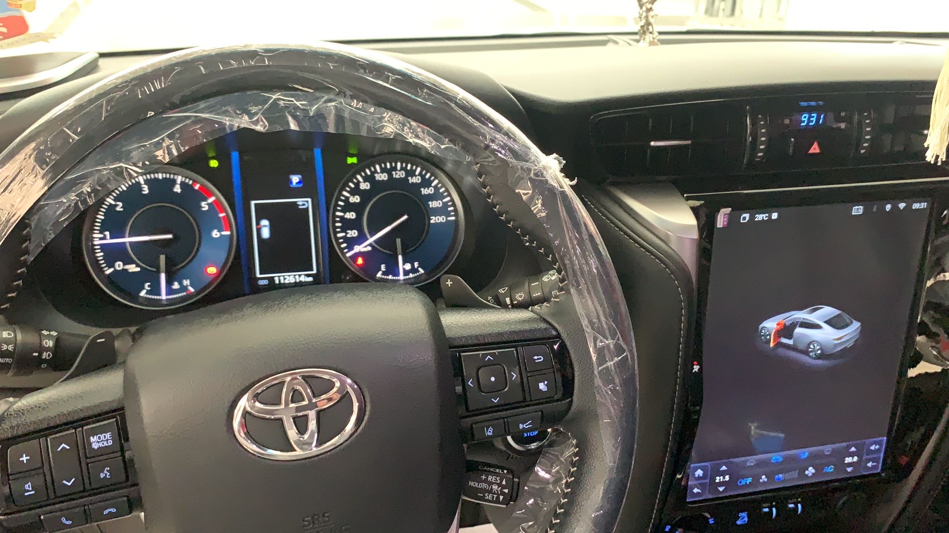 TOYOTA HILUX SW4 2.8 D-4D TURBO DIESEL SRX 7L 4X4 AUTOM&Aacute;TICO