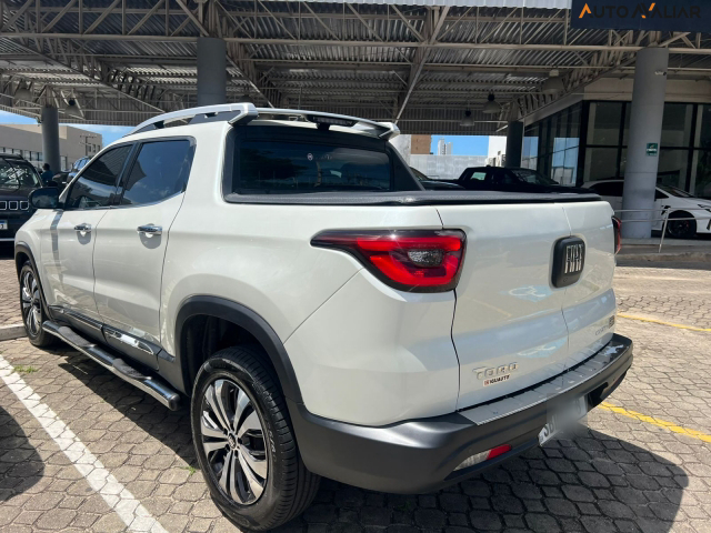 FIAT TORO 2.0 16V TURBO DIESEL VOLCANO 4WD AT9