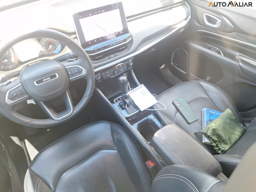 JEEP COMPASS 1.3 T270 TURBO FLEX LONGITUDE AT6