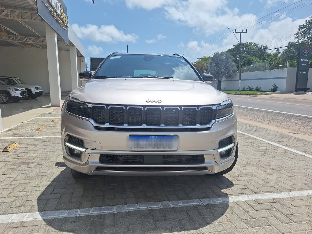 JEEP COMMANDER 2.0 TD380 TURBO DIESEL OVERLAND AT9