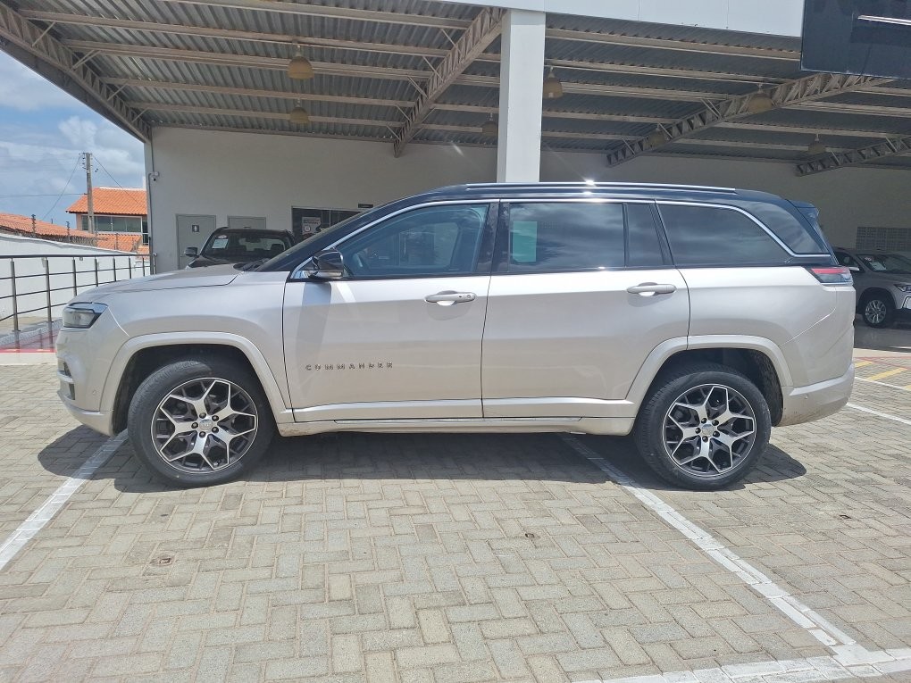 JEEP COMMANDER 2.0 TD380 TURBO DIESEL OVERLAND AT9