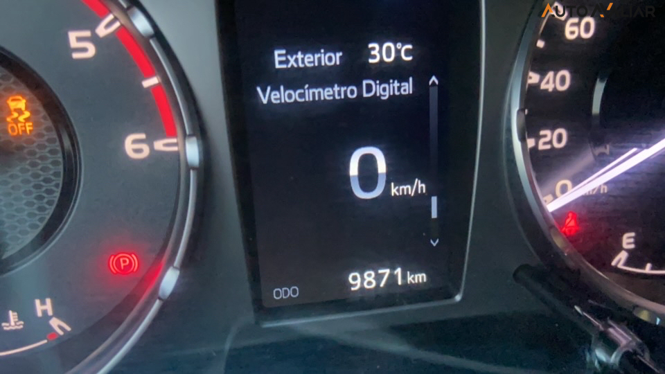 TOYOTA HILUX 2.8 D-4D TURBO DIESEL CD SRX 4X4 AUTOM&Aacute;TICO