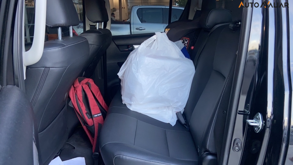 TOYOTA HILUX 2.8 D-4D TURBO DIESEL CD SRX 4X4 AUTOM&Aacute;TICO