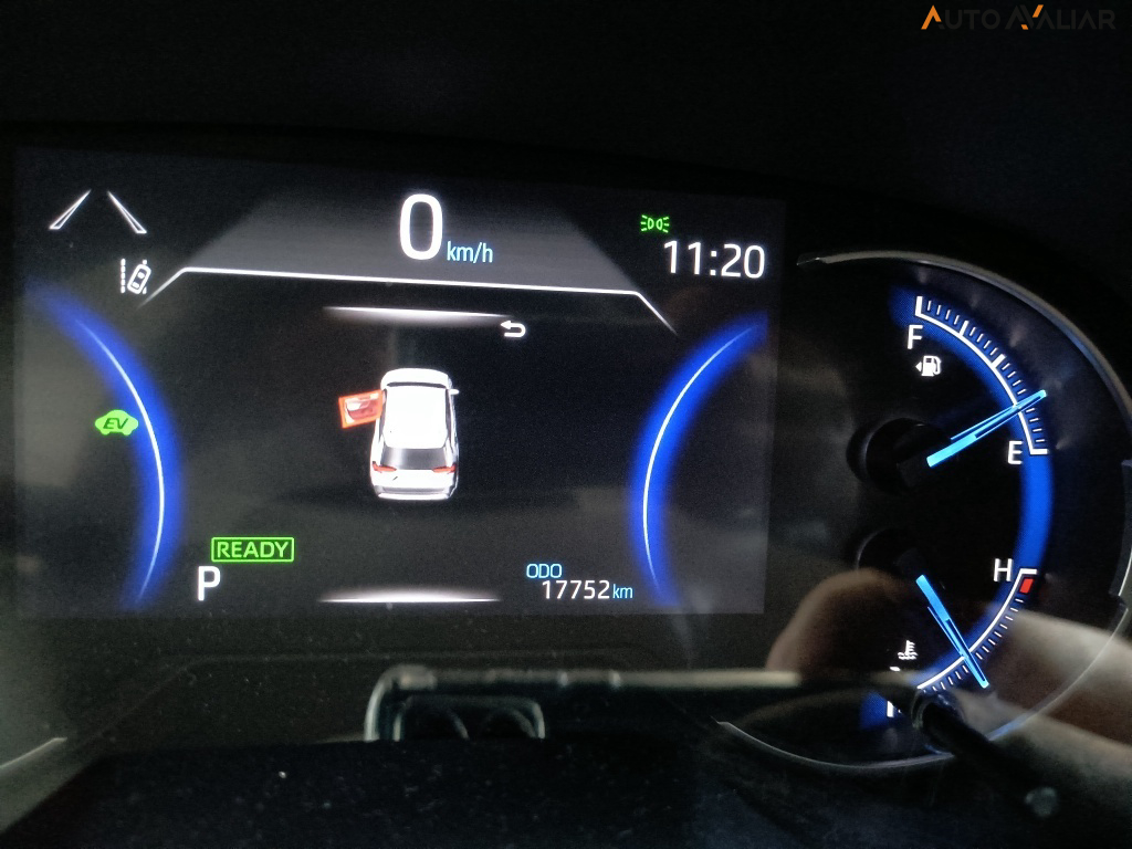 TOYOTA RAV4 2.5 VVT-IE HYBRID SX CONNECT AWD CVT