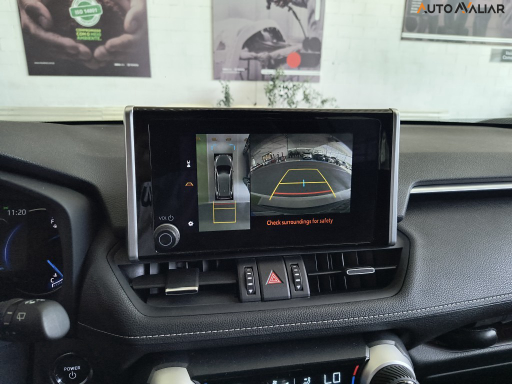 TOYOTA RAV4 2.5 VVT-IE HYBRID SX CONNECT AWD CVT