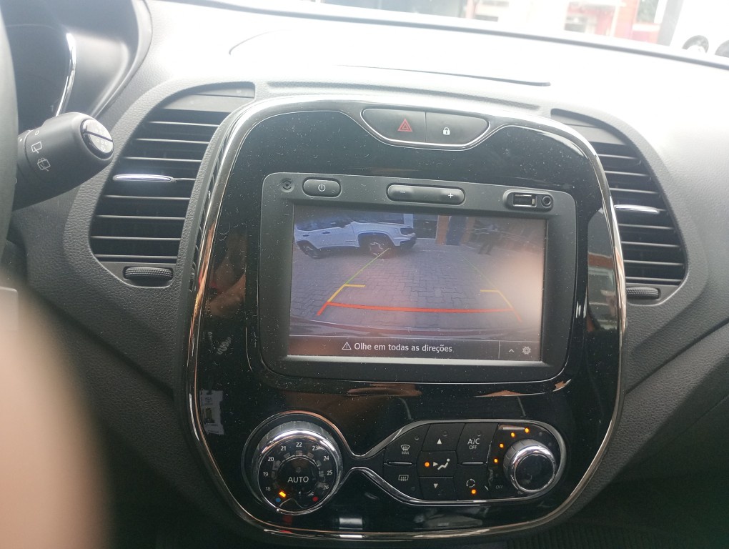 RENAULT CAPTUR 1.6 16V SCE FLEX INTENSE X-TRONIC